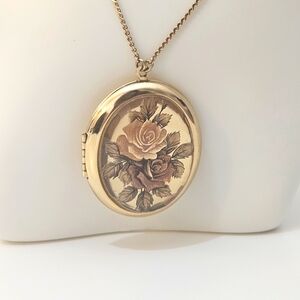 Vintage 1928 Brand Gold Tone Floral Locket Necklace